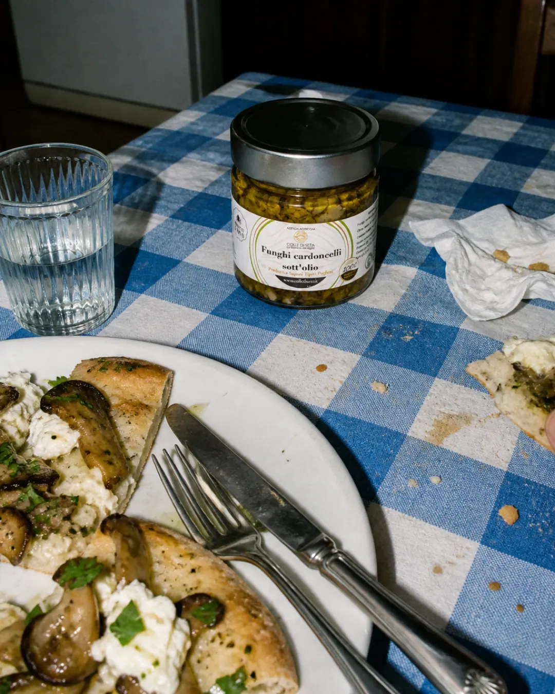 Colle di Seta — Funghi cardoncelli sottolio — flash UGC