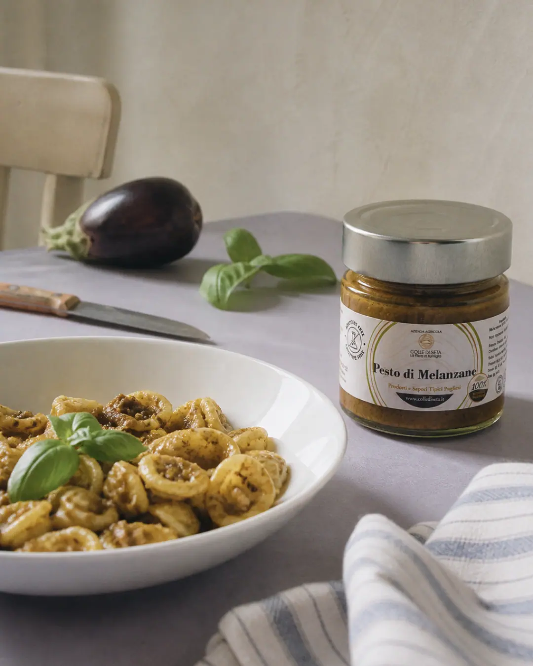 Colle di Seta — Pesto melanzane — luce naturale