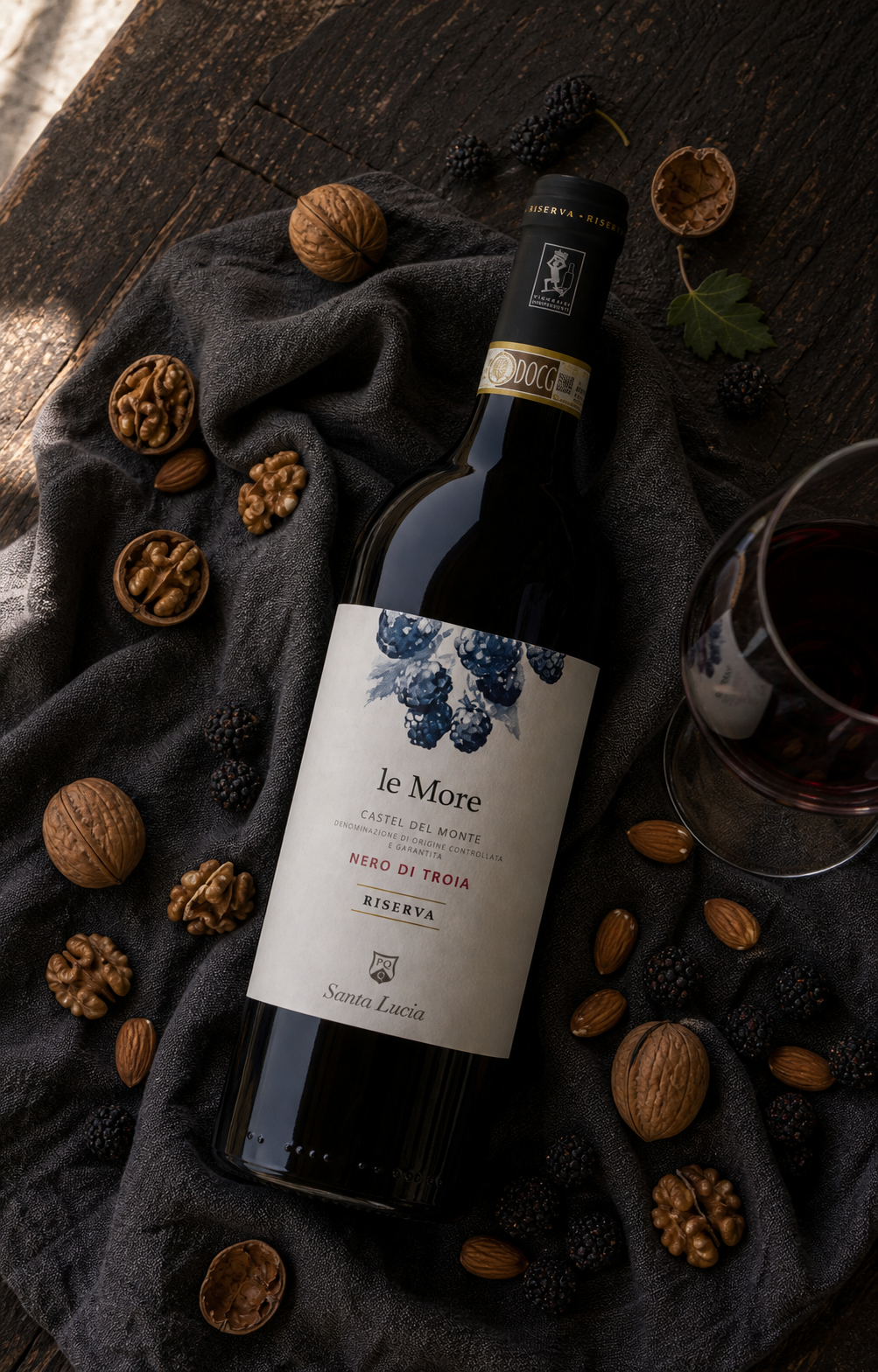 Azienda Agricola Santa Lucia — le More Riserva — still life con noci e more