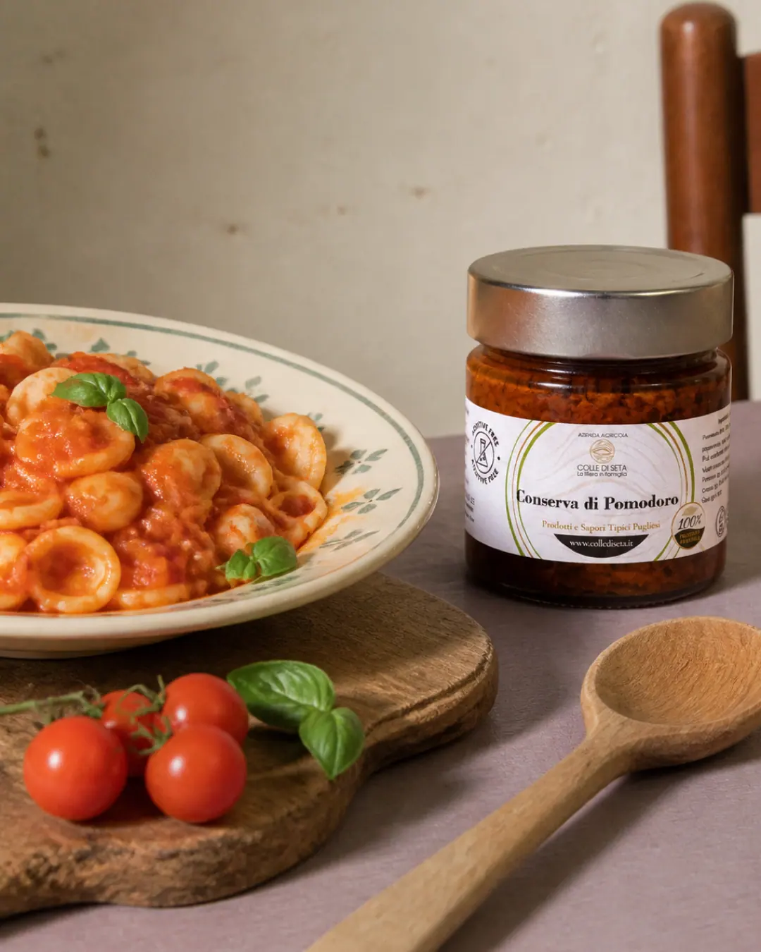 Colle di Seta — Conserva pomodoro — luce naturale