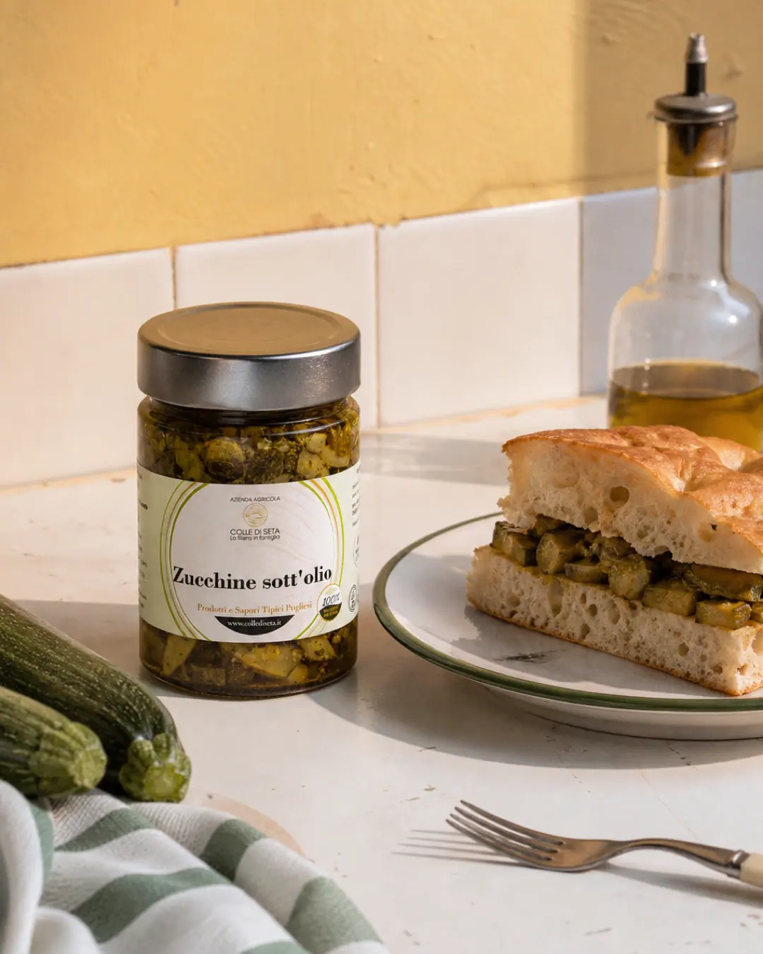 Colle di Seta — Zucchine sottolio — luce naturale